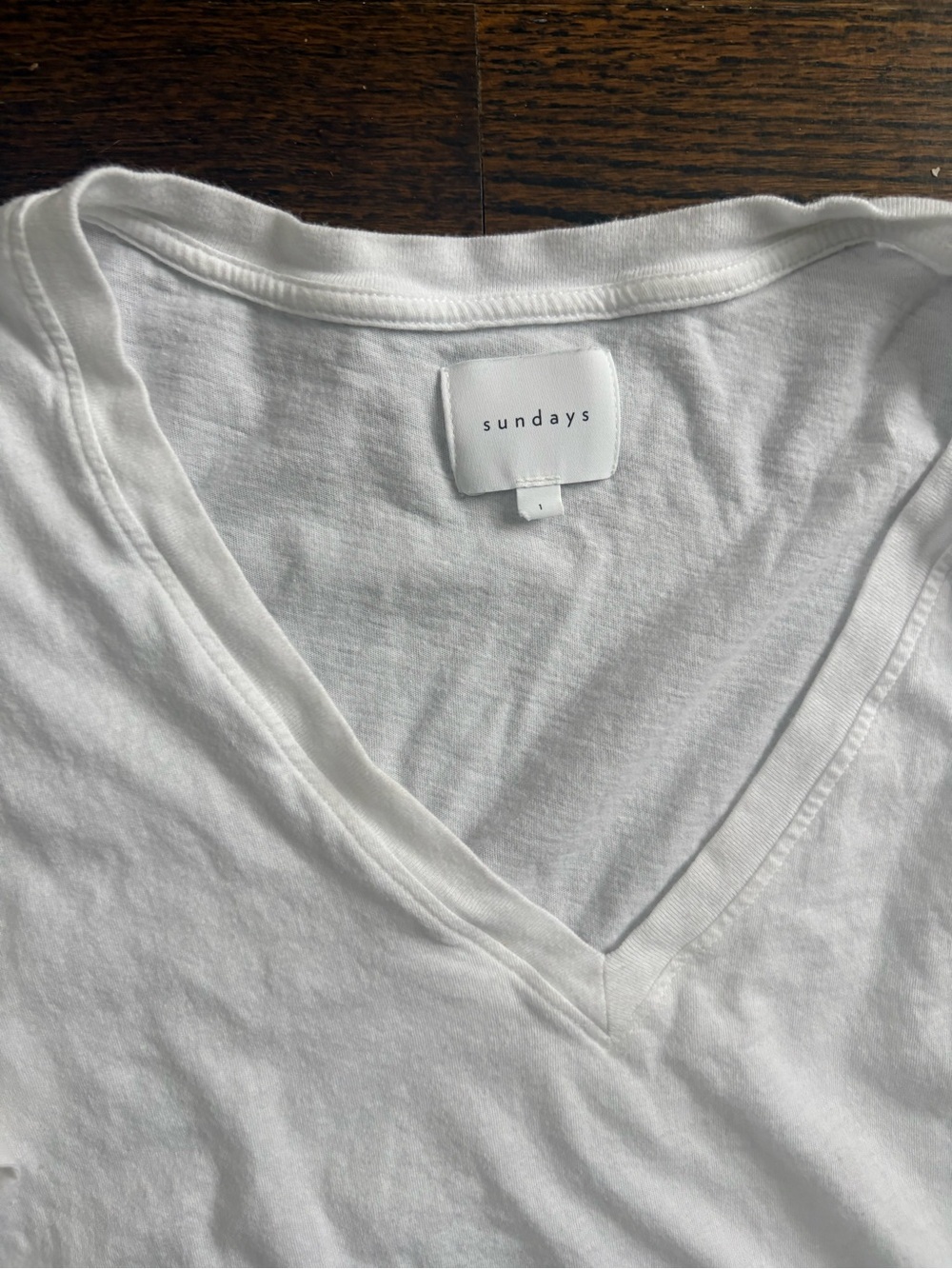 sundays White V-Neck Puff Short Sleeve Tee - Picture 2 of 6